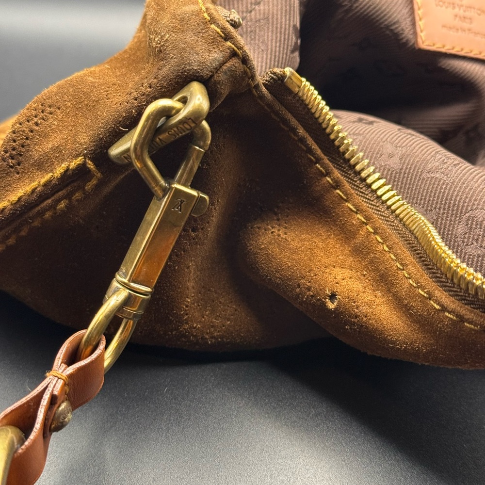 Rare Authentic Louis Vuitton Brown Suede Bag - Picture 4 of 14